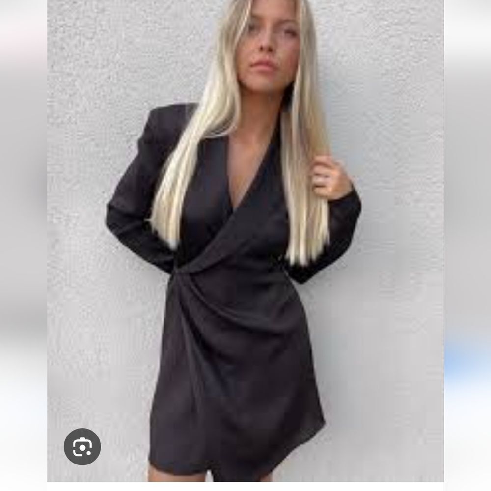 NWT Gianni Bini Odelia Crepe V Neck Black Blazer Wrap Dress Size 6